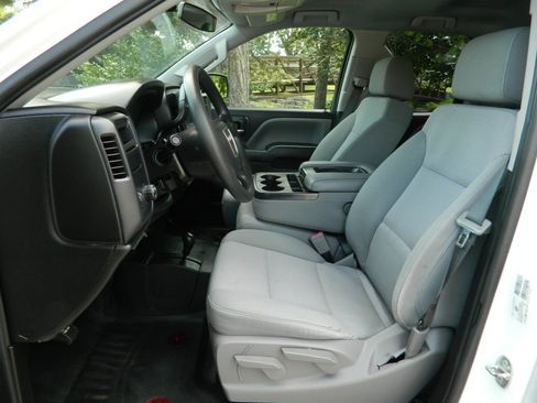Used 2019 GMC Sierra 1500 Limited w/ Sierra Convenience Package AWD/4WD image 11