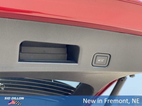 New 2026 GMC Acadia Elevation image 18