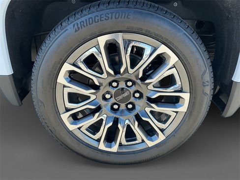 New 2026 GMC Sierra 1500 Denali Ultimate image 8