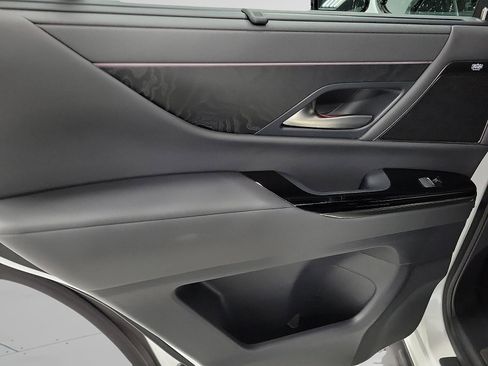 Used 2024 Lexus LX 600 4WD w/ Appearance Package image 10