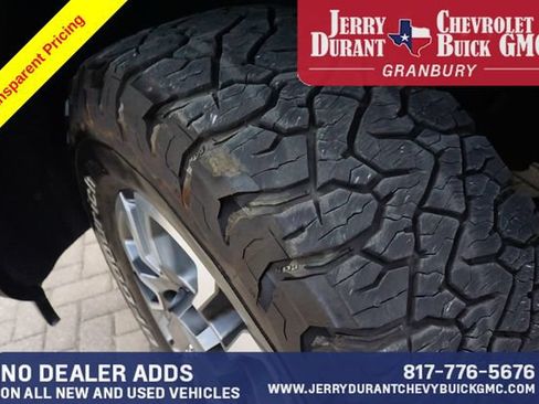 Used 2024 GMC Sierra 2500 SLE w/ SLE Convenience Package AWD/4WD image 8