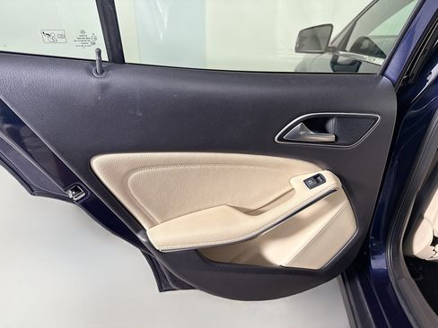 Used 2019 Mercedes-Benz GLA 250 image 25