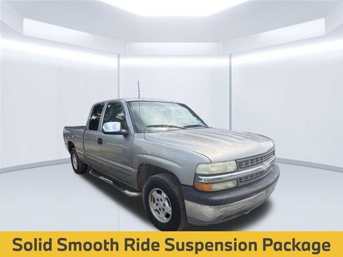 Used 2001 Chevrolet Silverado 1500 LS w/ Off-Road Chassis Pkg AWD/4WD image 4