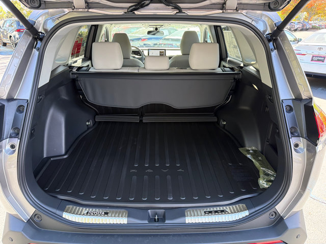 New 2026 Toyota RAV4 XLE Premium w/ Weather Package FWD image 18