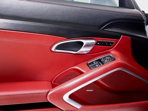 Certified 2018 Porsche 911 Targa 4 GTS image 26