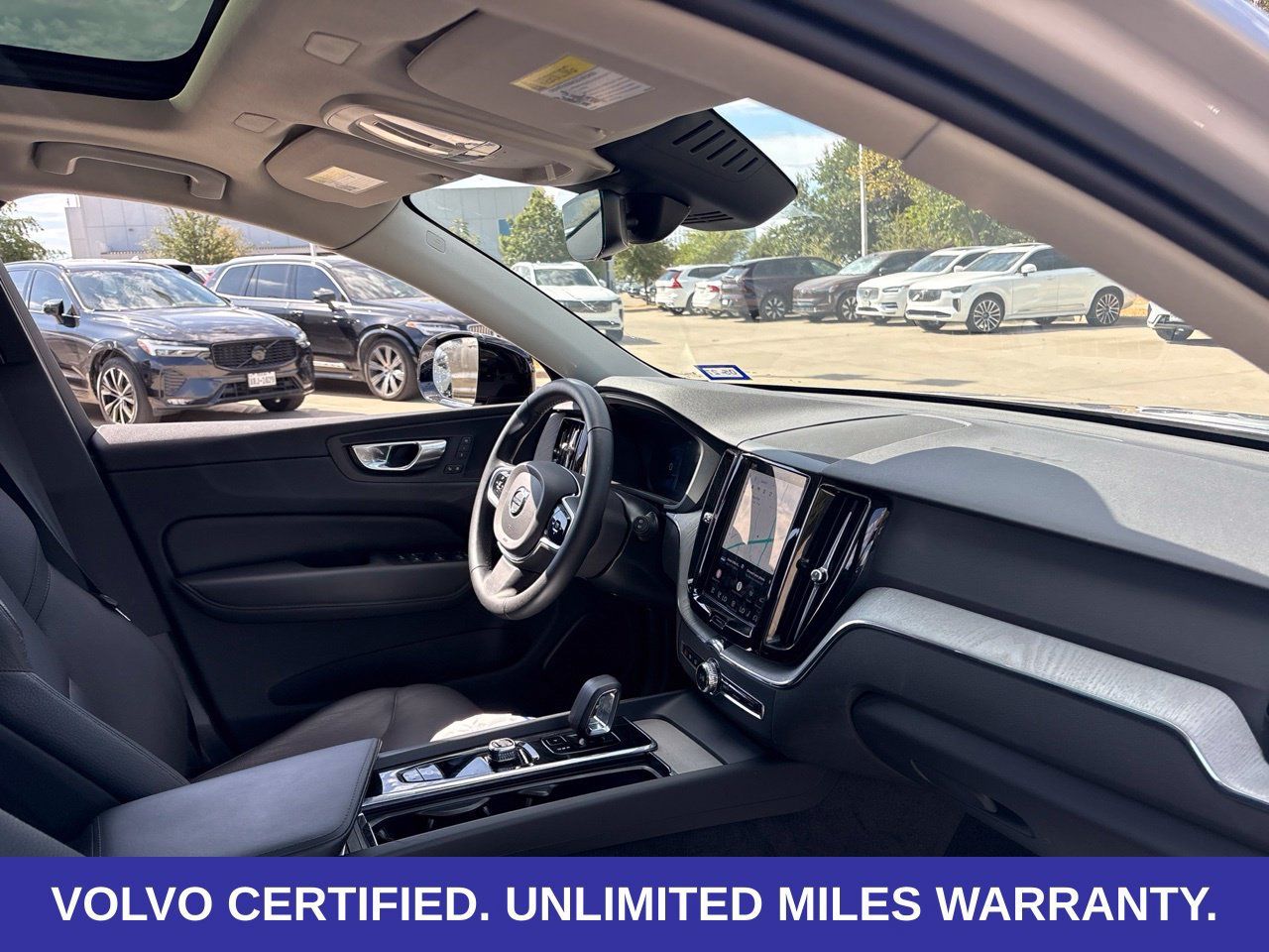 Used 2025 Volvo XC60 B5 Plus AWD/4WD image 16