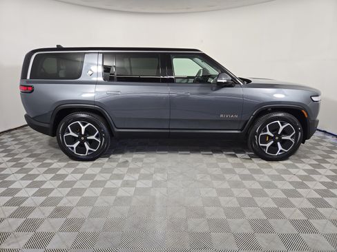 Used 2024 Rivian R1S Adventure AWD/4WD image 6