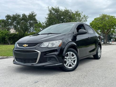 Used 2017 Chevrolet Sonic LS FWD image 2