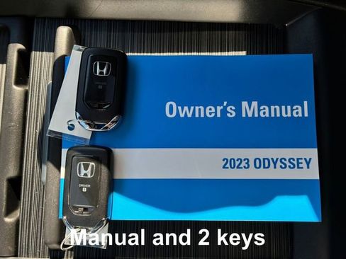 Used 2023 Honda Odyssey Elite image 34