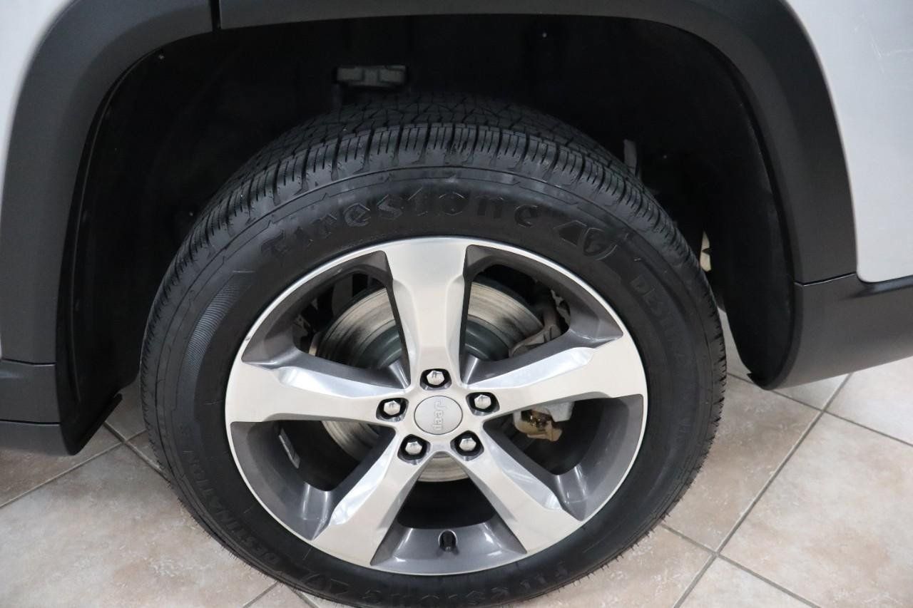 Used 2021 Jeep Grand Cherokee L Limited AWD/4WD image 43