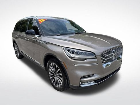 Used 2020 Lincoln Aviator Reserve RWD image 3