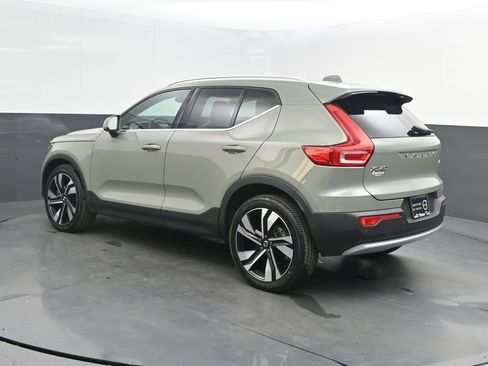 Certified 2023 Volvo XC40 B5 Plus w/ Driver Assist Package image 3