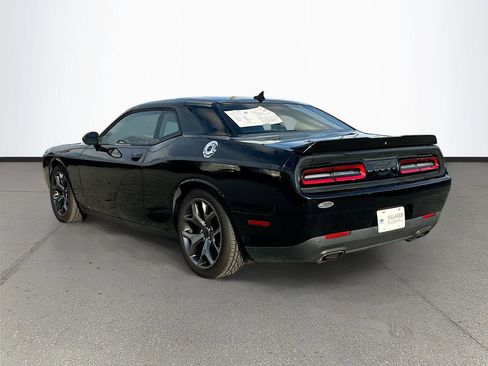 Used 2015 Dodge Challenger SXT Plus w/ Sound Group II image 5