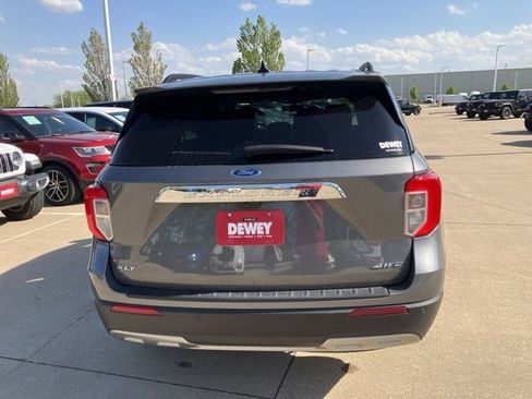 Used 2023 Ford Explorer XLT w/ Equipment Group 202A AWD/4WD image 7