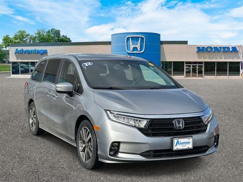 Certified 2023 Honda Odyssey Touring image 1