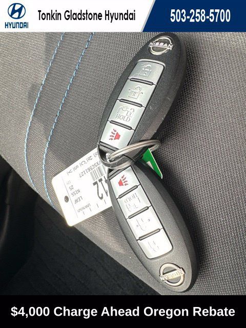 Used 2025 Nissan Leaf S FWD image 32