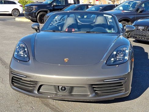 Used 2024 Porsche 718 Boxster image 2
