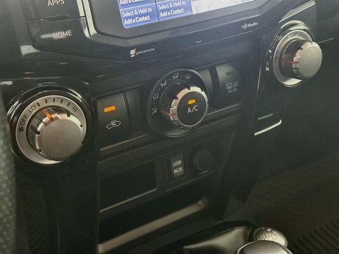 Used 2016 Toyota 4Runner Trail Premium AWD/4WD image 15