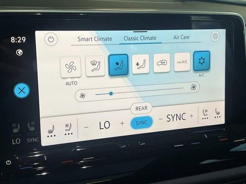 New 2026 Volkswagen Atlas SE image 18