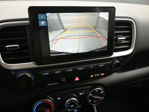 New 2026 Hyundai Venue SE image 14