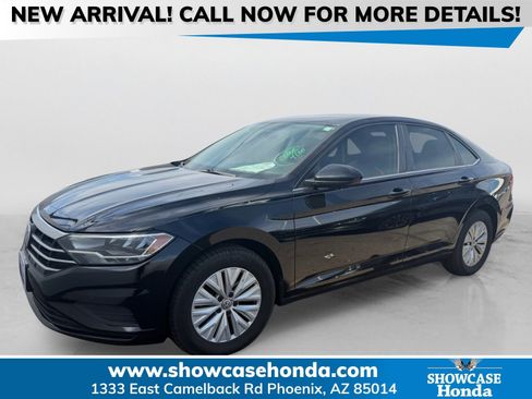 Used 2019 Volkswagen Jetta image 1