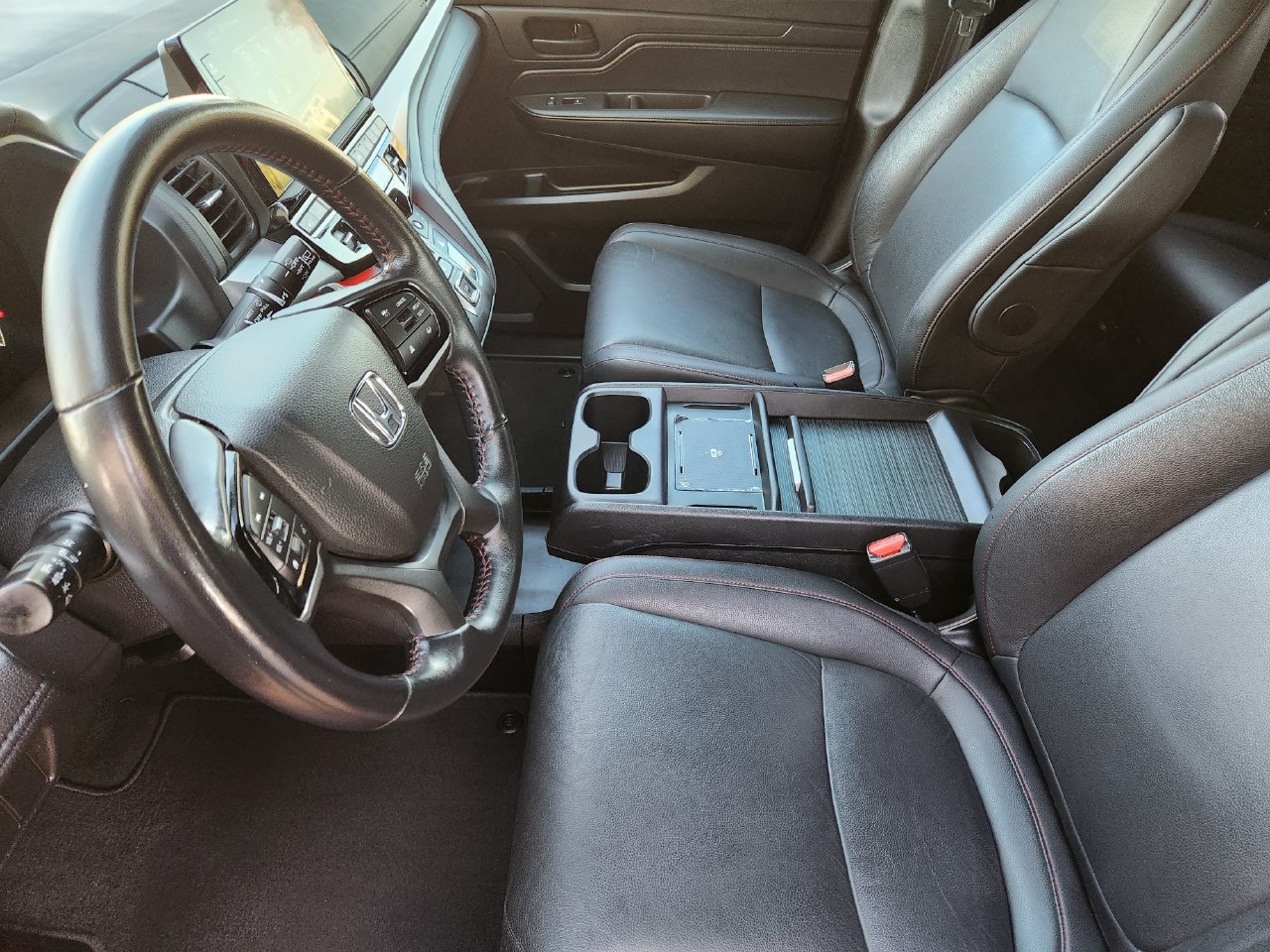 Used 2025 Honda Odyssey Sport-L image 12