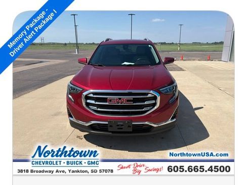 Used 2018 GMC Terrain SLT w/ Preferred Package AWD/4WD image 3