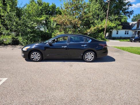Used 2015 Nissan Altima 2.5 S w/ Power Driver Seat Package FWD image 7