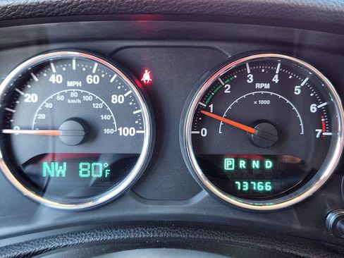 Used 2013 Jeep Wrangler Sahara w/ Connectivity Group AWD/4WD image 16