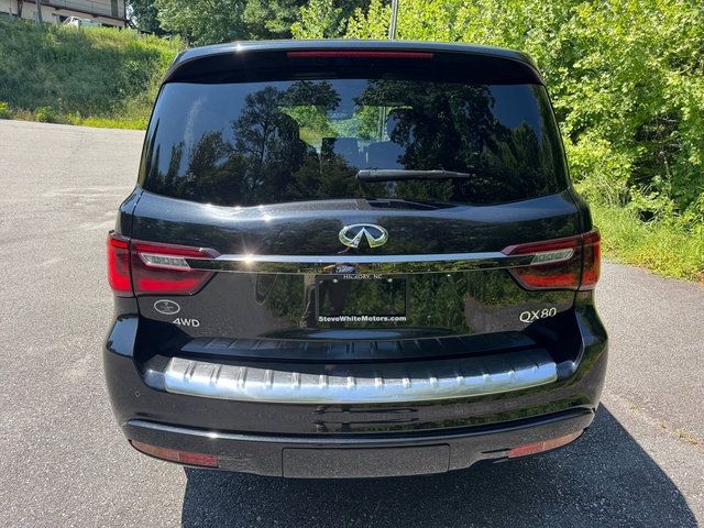 Used 2024 INFINITI QX80 Sensory AWD/4WD image 7