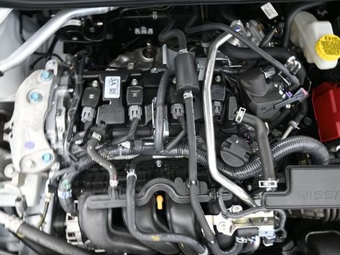 Used 2025 Nissan Sentra SR image 27