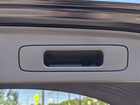 Used 2026 Honda HR-V EX-L image 15