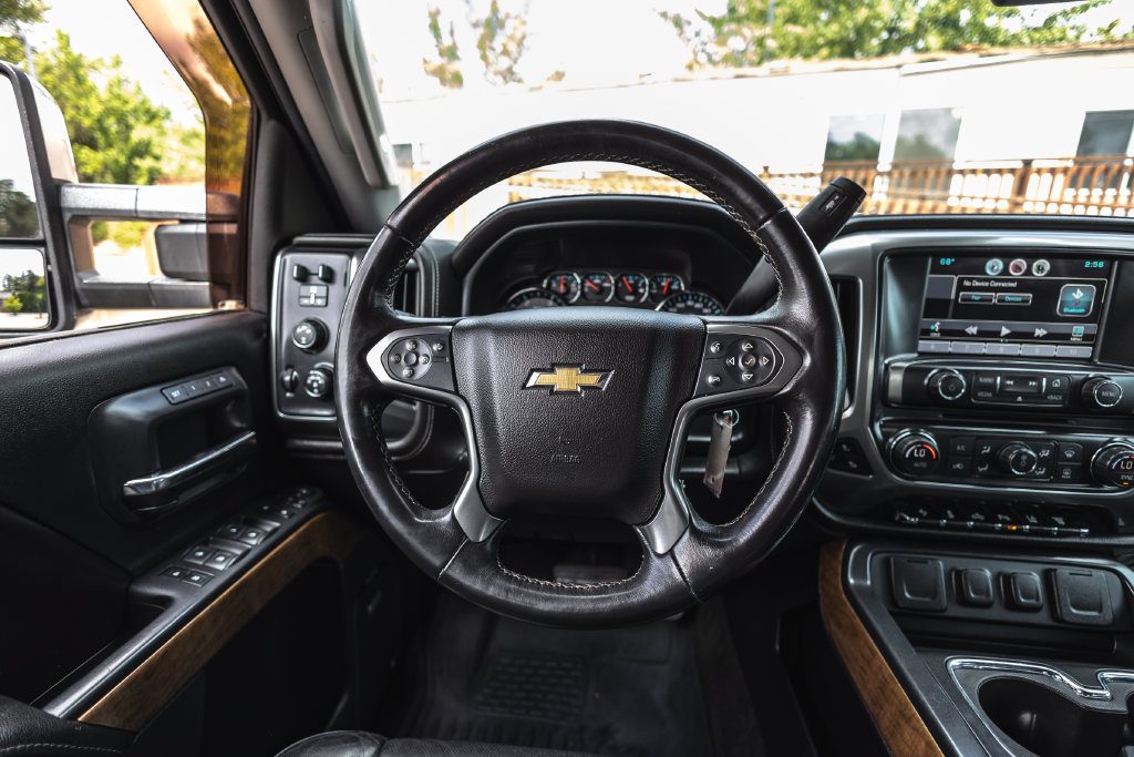 Used 2015 Chevrolet Silverado 2500 LTZ w/ Duramax Plus Package AWD/4WD image 28