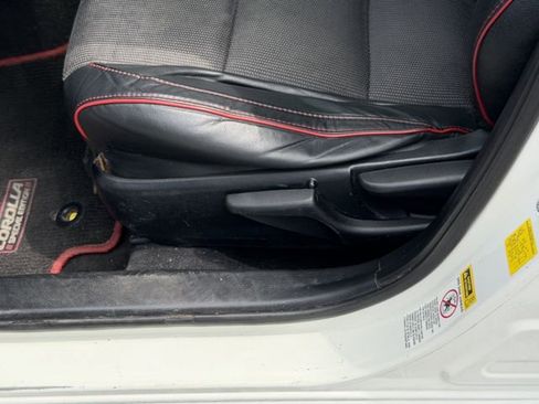 Used 2016 Toyota Corolla S Special Edition FWD image 13