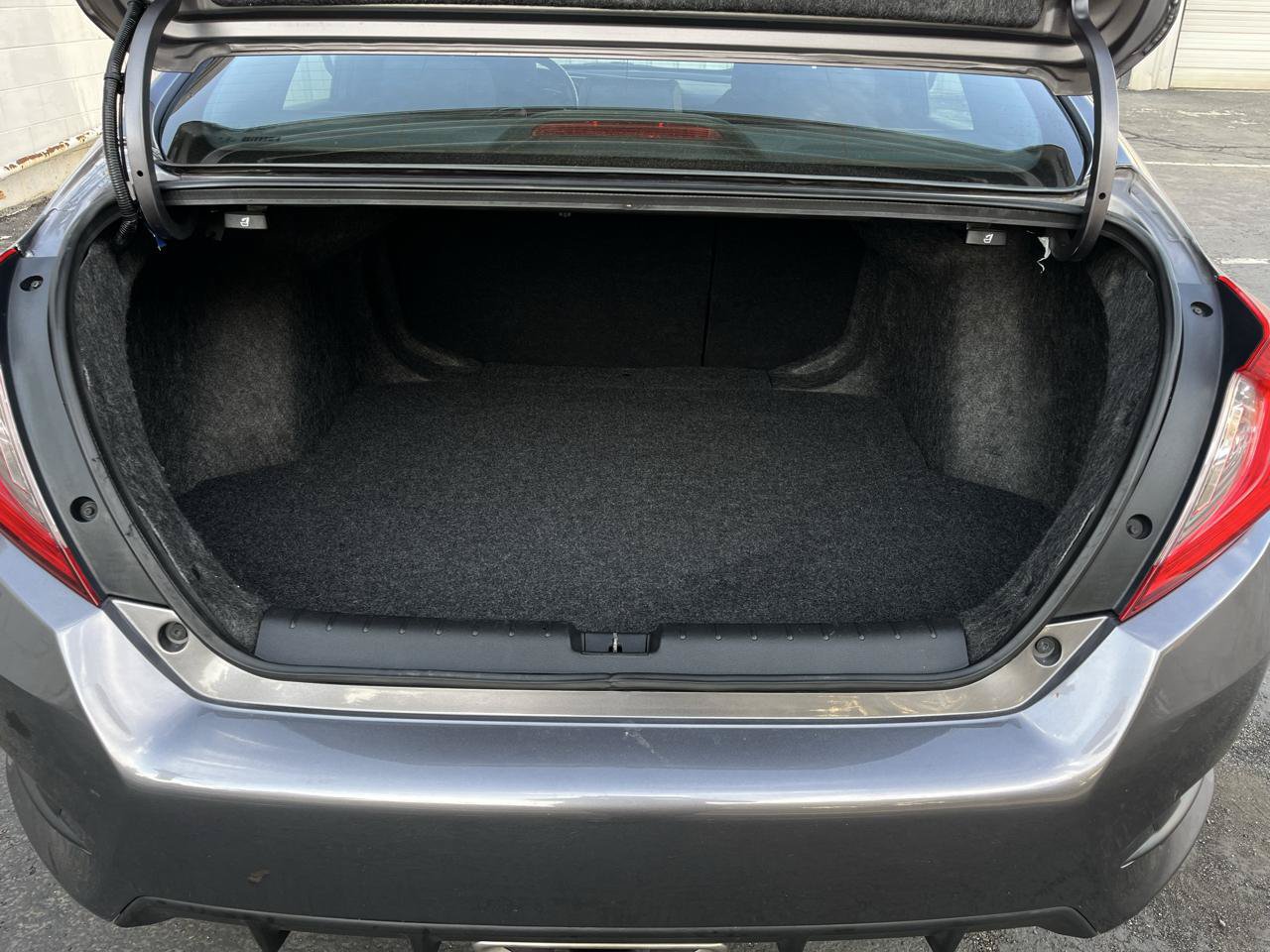 Used 2019 Honda Civic Sport image 19