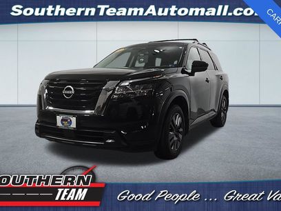 Used 2022 Nissan Pathfinder SV