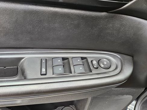 Used 2015 Chevrolet Traverse LT AWD/4WD image 21