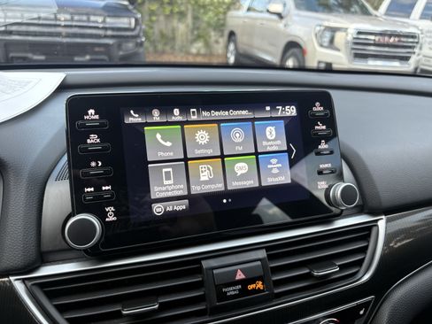 Used 2022 Honda Accord Sport image 12