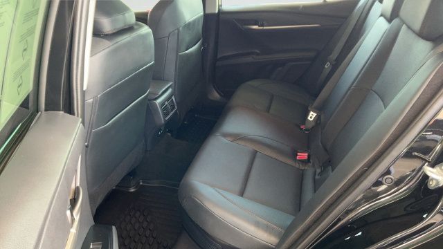 Used 2026 Toyota Camry XLE FWD image 21