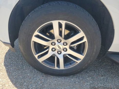 Used 2024 Ford Expedition Limited RWD image 29