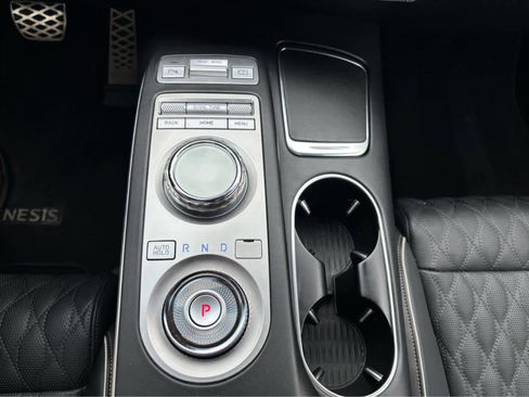 Used 2024 Genesis GV70 3.5T Sport w/ Sport Advanced Package AWD/4WD image 22