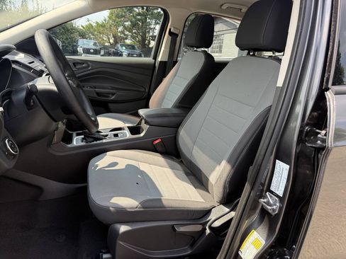 Used 2017 Ford Escape S FWD image 9