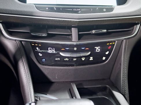 Used 2016 Cadillac CT6 Luxury image 23