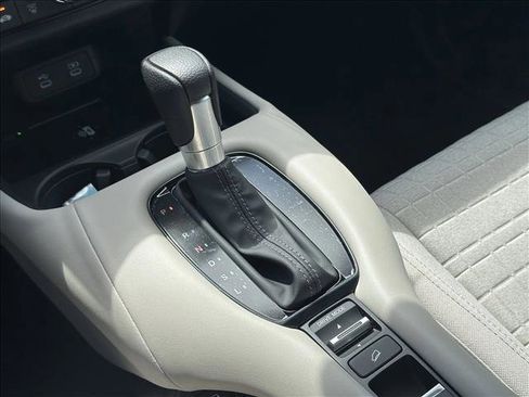 New 2026 Honda HR-V LX image 14