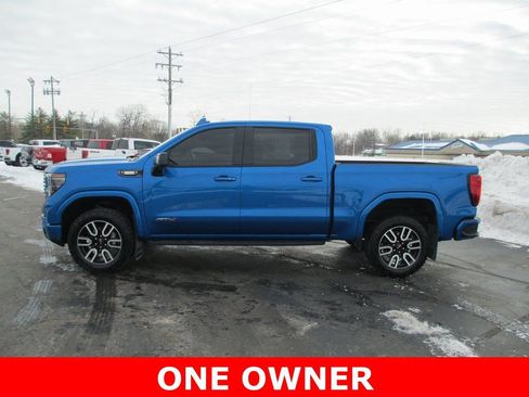 Used 2024 GMC Sierra 1500 AT4 w/ Technology Package image 10