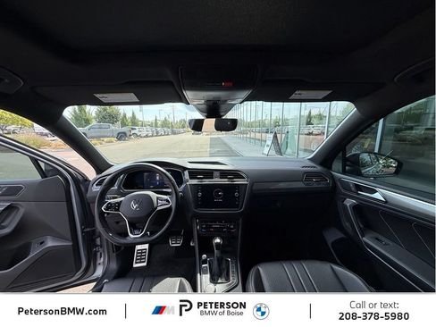 Used 2022 Volkswagen Tiguan SE R-Line AWD/4WD image 19