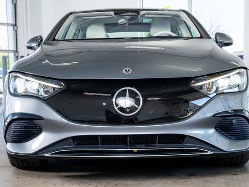 Used 2023 Mercedes-Benz EQE 350+ 350+ Sedan image 3