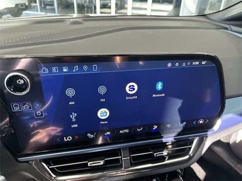 New 2026 Chevrolet Equinox EV LT image 35