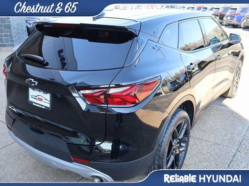 Used 2022 Chevrolet Blazer LT w/ LPO, Black Accent Package image 6