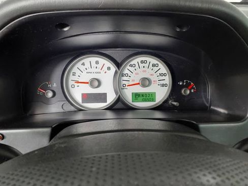 Used 2005 Ford Escape XLS FWD image 23
